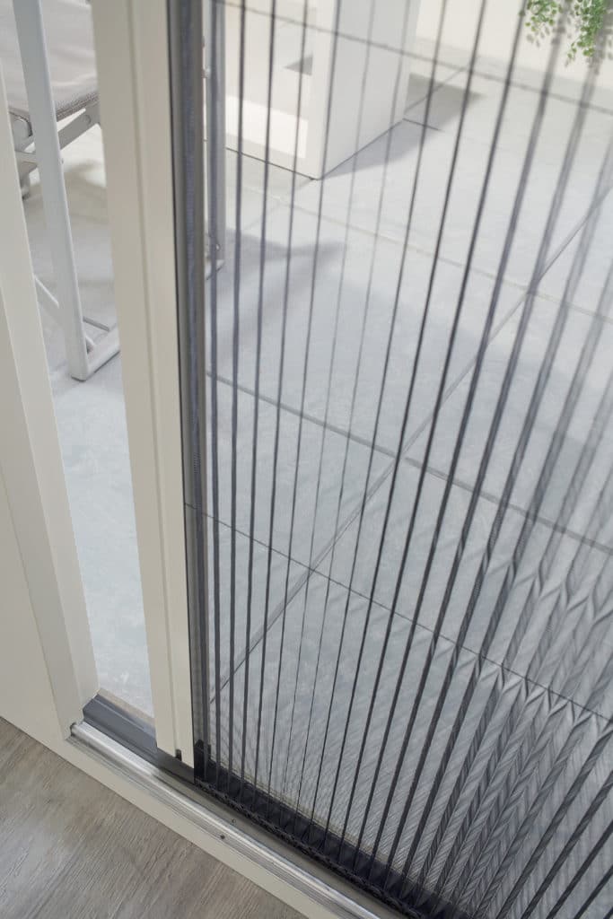 PHD S900 schuifpui detail ondergeleiding
